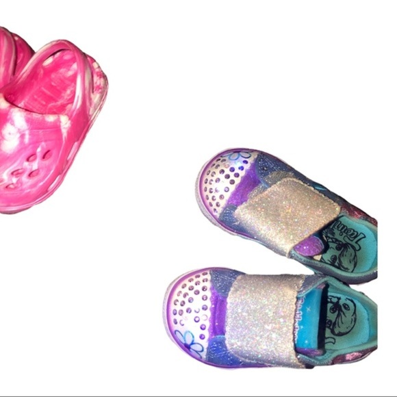 6pairs Toddler shoes-Skechers twinkle toes Minnie Mouse clogs, swim shoes sz 5/6 - Picture 11 of 16